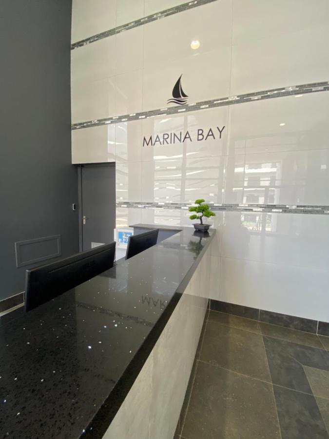 Marina Bay Apartment *